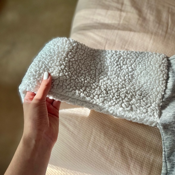 Abercrombie Kids! Warm Grey Jacket , ( Used ) - Picture 2 of 5